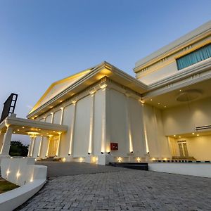 The Grand Monarch Hotel, Ujjain